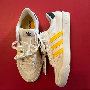 adidas Nora Low Sz 9 - White Bold Gold Navy HP 9740 NEW! Men's